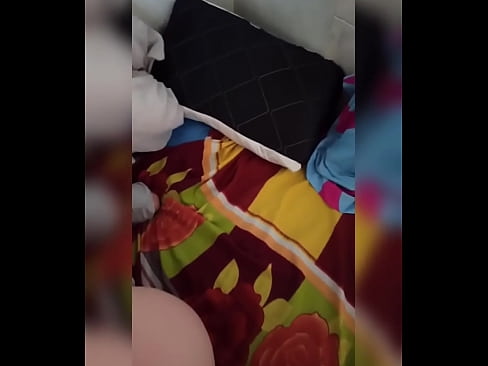 ❤️ Alabagbede mi n gbe ile nikan nitori ọkọ rẹ lọ si isinmi ati pe Mo lo aye lati fo fun u ati ki o fi wara kun kẹtẹkẹtẹ rẹ Fidio furo ❤